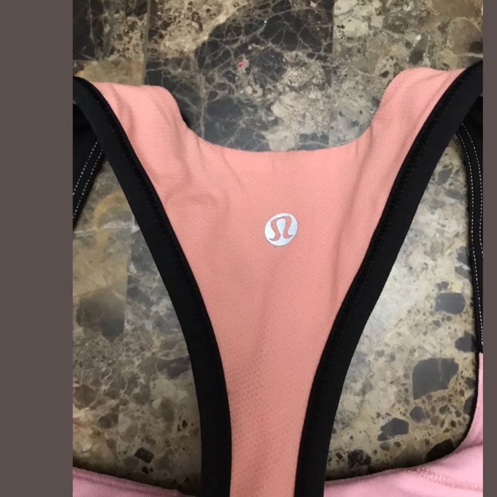 Lululemon Cardio Tank - Picture 6 of 7